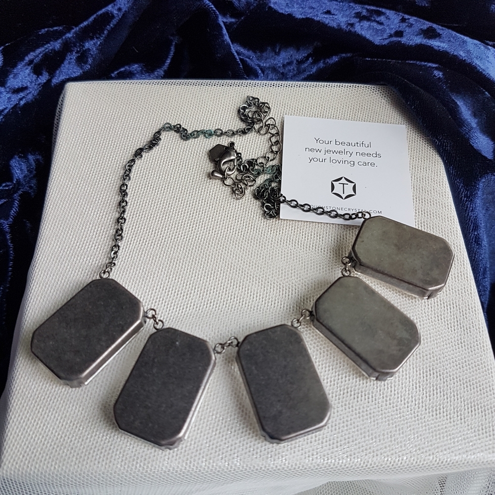 AUTHENTIC Swarovski Touchstone Contemporary Statement Necklace - Picture 16 of 16